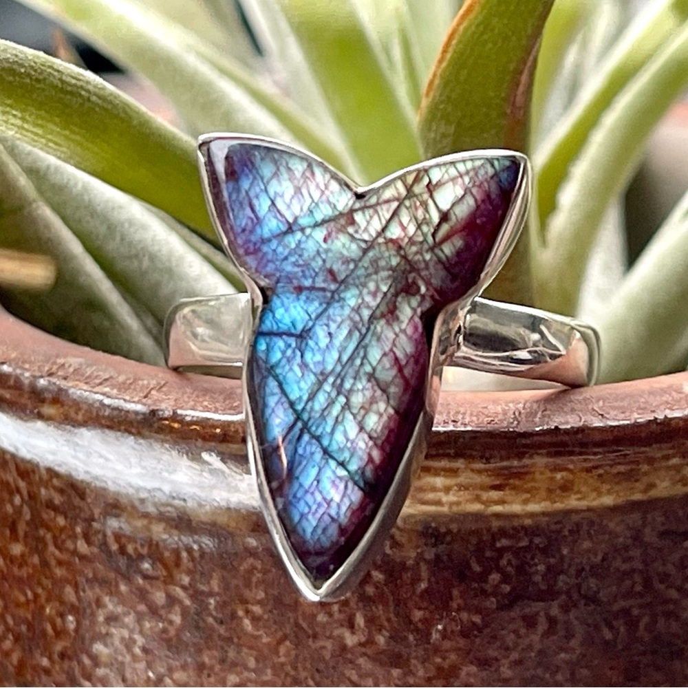 Arrowhead Red Flash Labradorite Gemstone Ring | S… - image 3